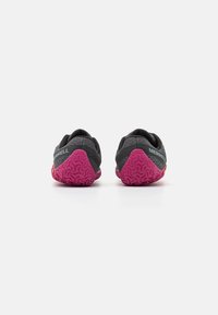 Merrell Chaussures de running sur route - grey