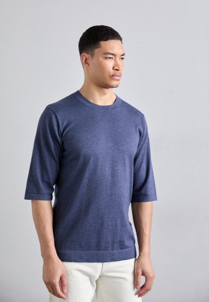 KNITID CREW NECK TEE - Pamata T-krekls - dolphine blue