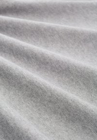 TOM TAILOR Stickad tröja - medium silver grey melange