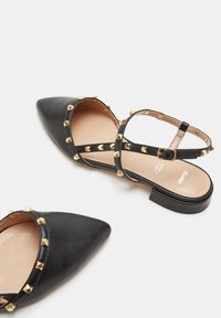 Bata Balerini cu barete - schwarz