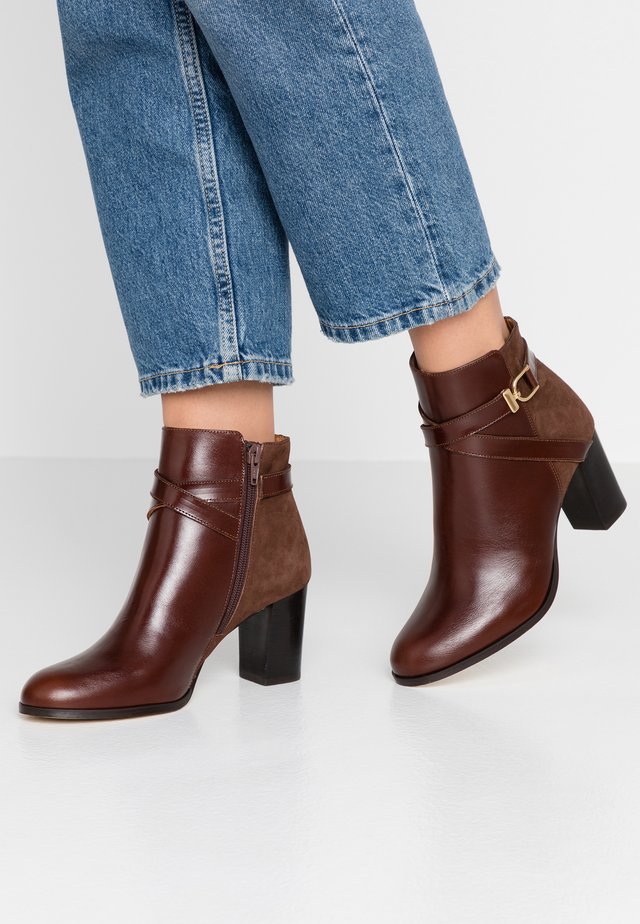 DURWIN - Boots à talons - marron