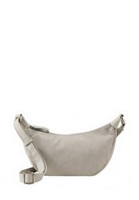 Lichtgrijze stoffen schoudertas met een gebogen vorm, verstelbare riem en zilveren beslag. Gestructureerd oppervlak met subtiele ribbeldetails.