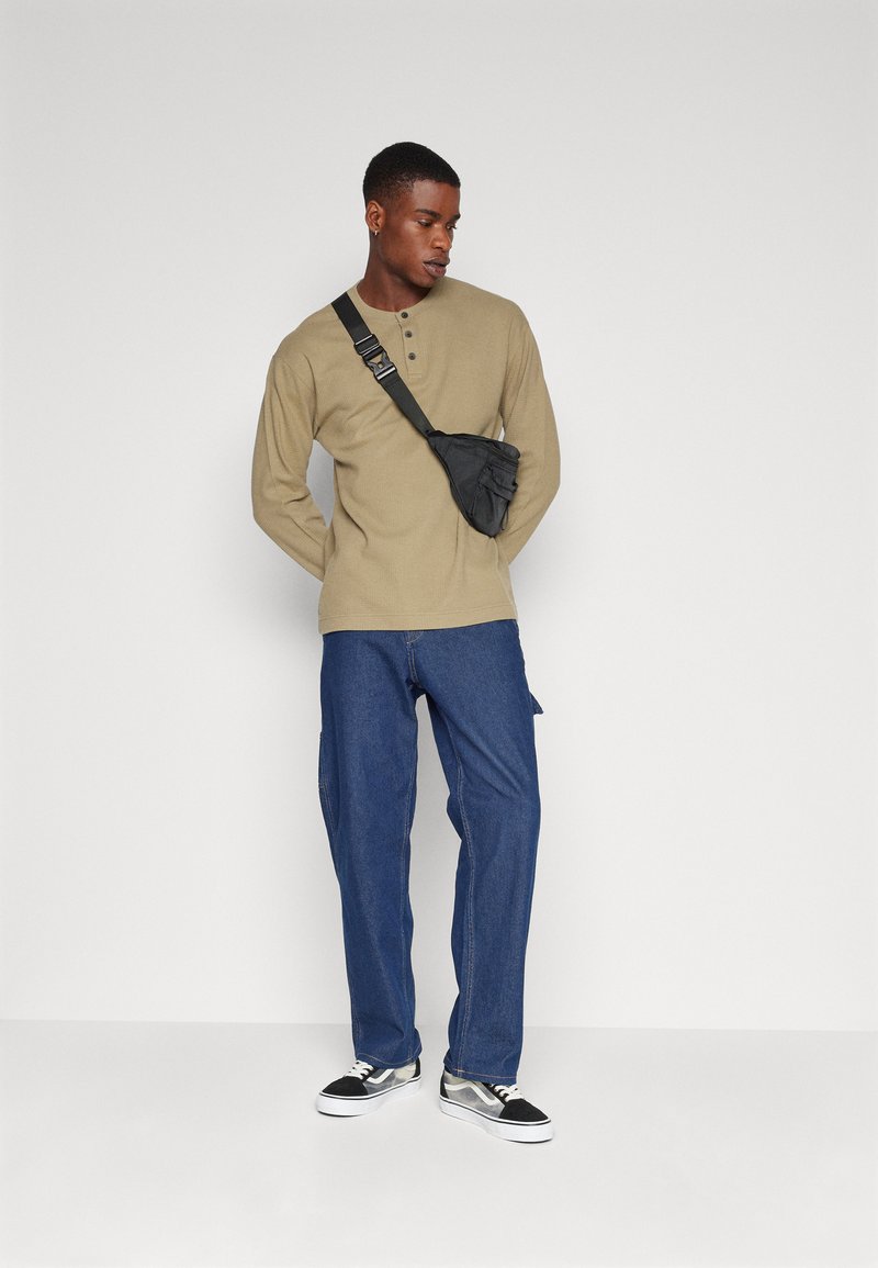 Abercrombie & Fitch LONG-SLEEVE GRID WAFFLE HENLEY - Langarmshirt  