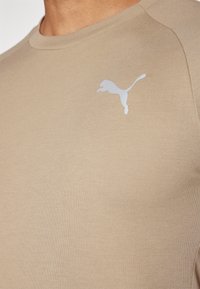 Puma Spordi T-särk - oak branch
