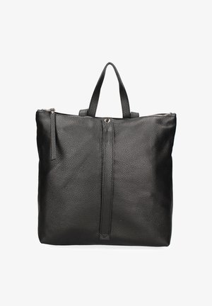 Borsa tote in pelle nera con texture, dotata di due manici, cerniera superiore e una fascia verticale centrale con chiusura a bottone.