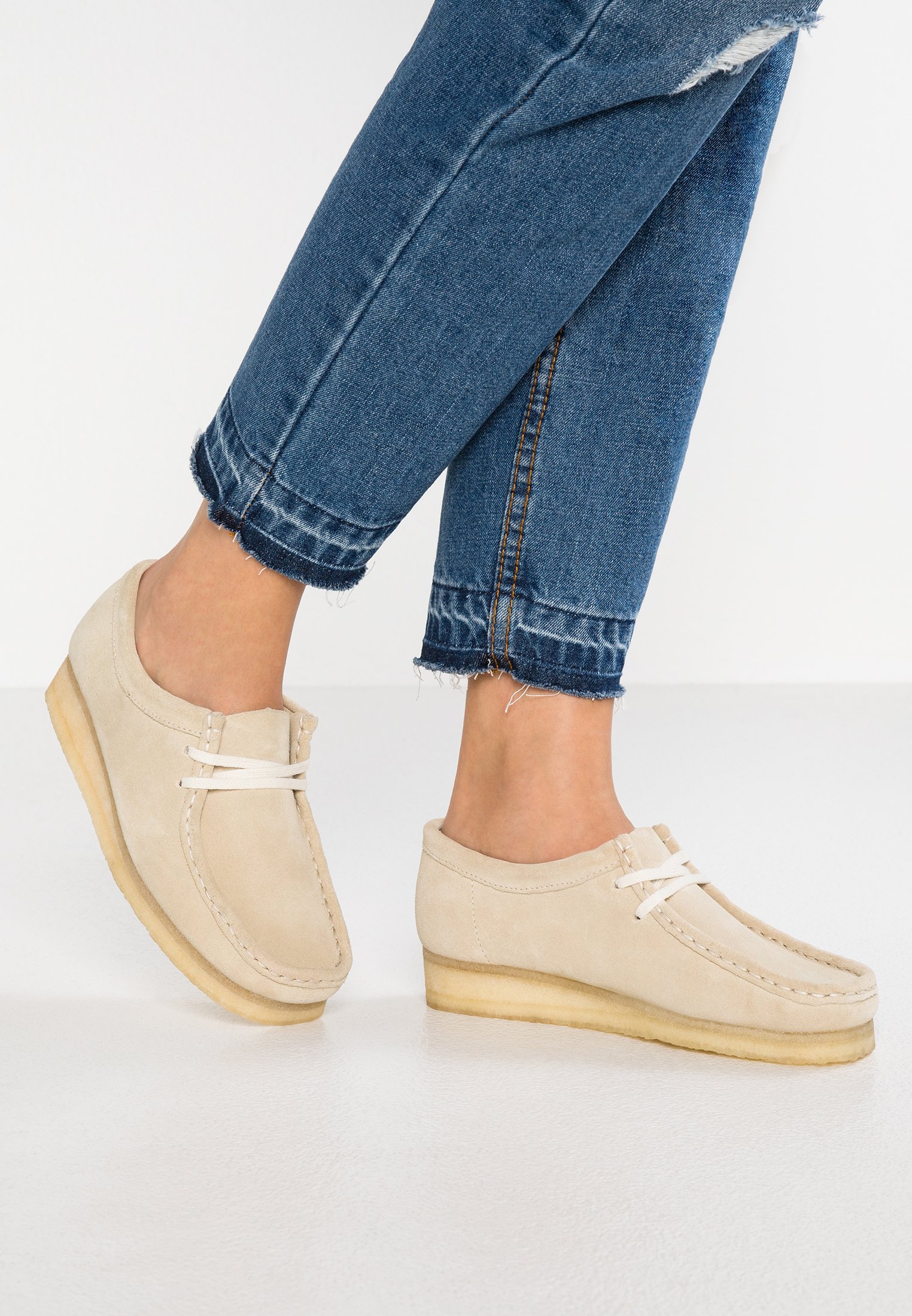 Clarks Originals WALLABEE Mokkasiner offwhite Zalando.no Clarks Originals WALLACRAFT Casual snøresko oak Zalando.no