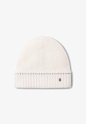 Kremowa czapka z dzianiny o prążkowanej fakturze, z podwiniętym mankietem i subtelnym kontrastującym przeszyciem. Na boku znajduje się mała metka z logo.