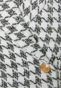 Bershka Áčková sukně - off-white