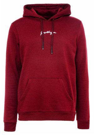 Dunkelroter Kapuzenpullover mit Fronttasche, verstellbaren Kordeln und kleinem weißen kursivem Text in der Mitte der Brust.