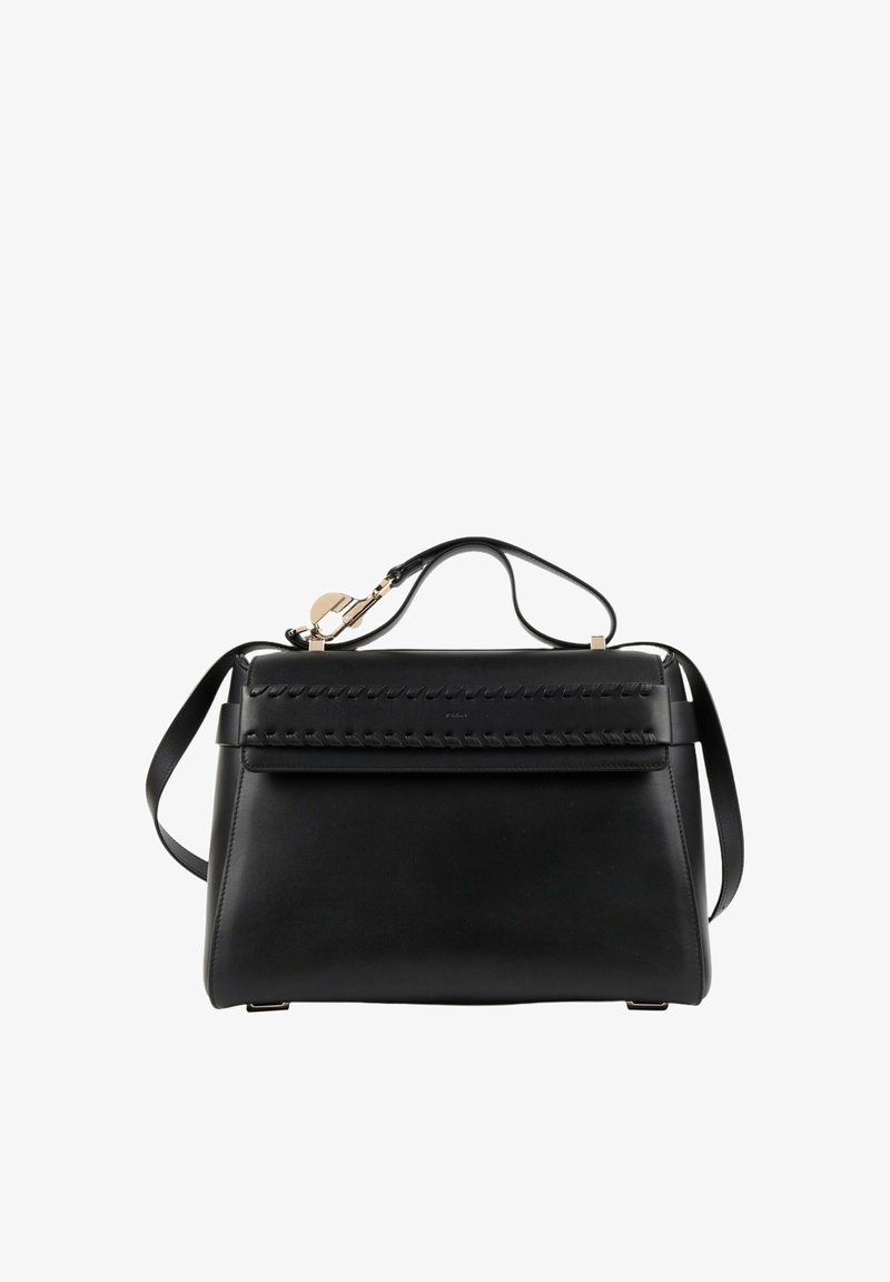 Sac à main en cuir noir avec poignée supérieure, bandoulière amovible, bordure tressée décorative et fermoir en métal doré.