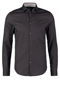 Camicia da uomo nera con bottoni, maniche lunghe, tessuto liscio, colletto classico, cinque bottoni sul davanti, vestibilità aderente, senza fantasie.