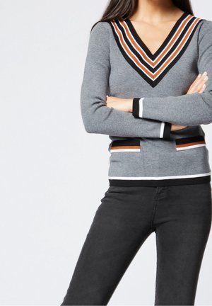 Pullover - light grey