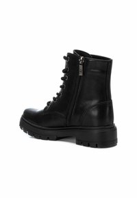 XTI Bottines à lacets - black