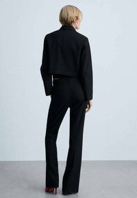 Mango Jachetă de vară - black