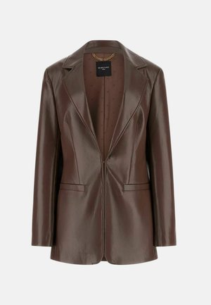 Blazer en cuir marron avec une texture lisse, des revers crantés et deux poches avant. L'intérieur présente une doublure subtilement imprimée.