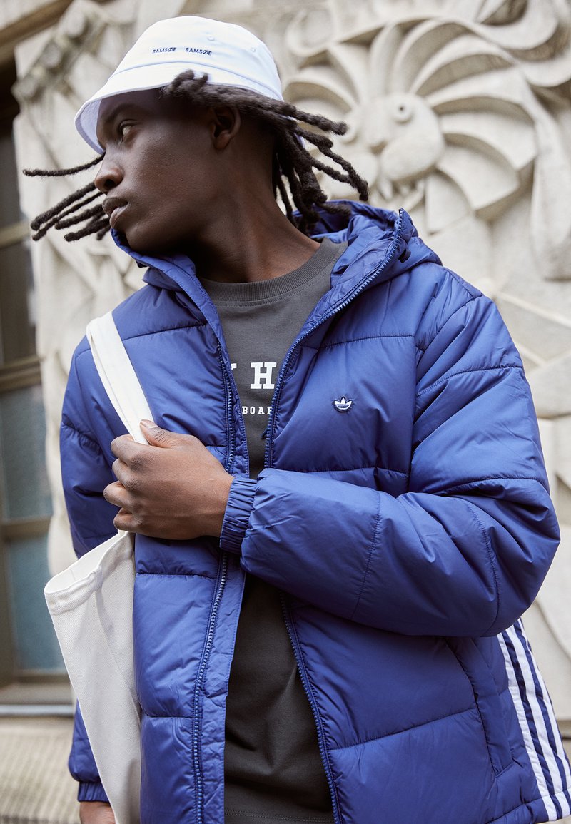 adidas Originals PAD HOODED PUFF - Zimní bunda - night sky