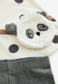 Next BAG SET - REGULAR FIT - Shorts - charcoal grey panda
