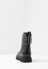 MJUS Stivaletti con plateau - black