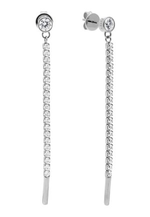 Sølvsmykker med runde krystalsten som genstand og en lodret række af mindre krystaller, der hænger nedenunder.