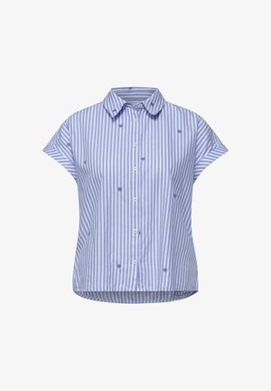 Bluzka z krótkim rękawem w pionowe niebiesko-białe paski, z małymi wyszywanymi serduszkami, zapięciem na guziki z przodu i zaokrąglonym kołnierzem.
