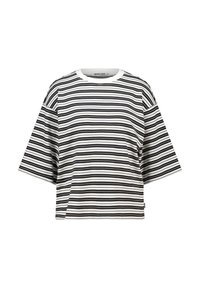 Witte oversized korte mouw top met zwarte horizontale dunne strepen en een ronde halslijn, gelabeld "America Today" binnen de kraag.