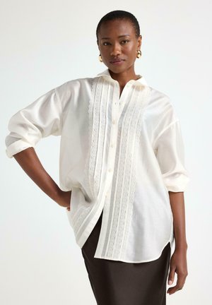 WITH DETAIL - Skjortebluser - off white