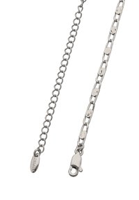 Sølv metal kædearmbånd med en blanding af ovale og runde led, med en krabbe-lås og et lille graveret mærke.