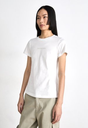 INSTITUTIONAL GRAPHIC SLIM TEE - Lihtne T-särk - bright white