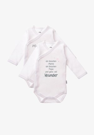 Two white long-sleeve baby bodysuits with wrap designs. One features "Mama" and the other contains text about parents and "Wunder."