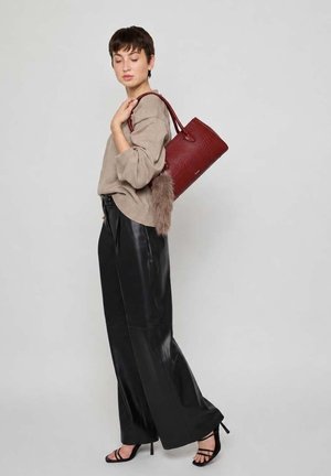 Picard, PICARD SCHULTERTASCHE SOHO - Handbag - chianti