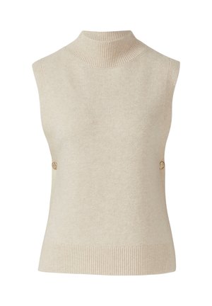 Gilet sans manches en tricot beige avec un col haut à côtes, un ourlet à côtes et des boutons dorés de chaque côté près de la taille.