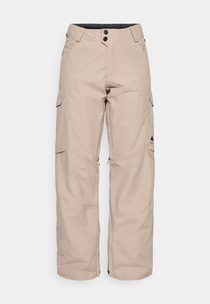 Beige Cargo-Hose mit entspannter Passform, aus wasserabweisendem Material. Sie verfügt über zwei seitliche Taschen, einen Reißverschluss am Saum und einen Knopfverschluss.