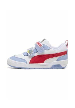 Lavtop sneaker med hvide, lyseblå og røde paneler, rød Puma-stribe, to velcrobånd inklusive et med et Transformers-figur patch.