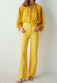 Ipekyol Blůza - mustard yellow