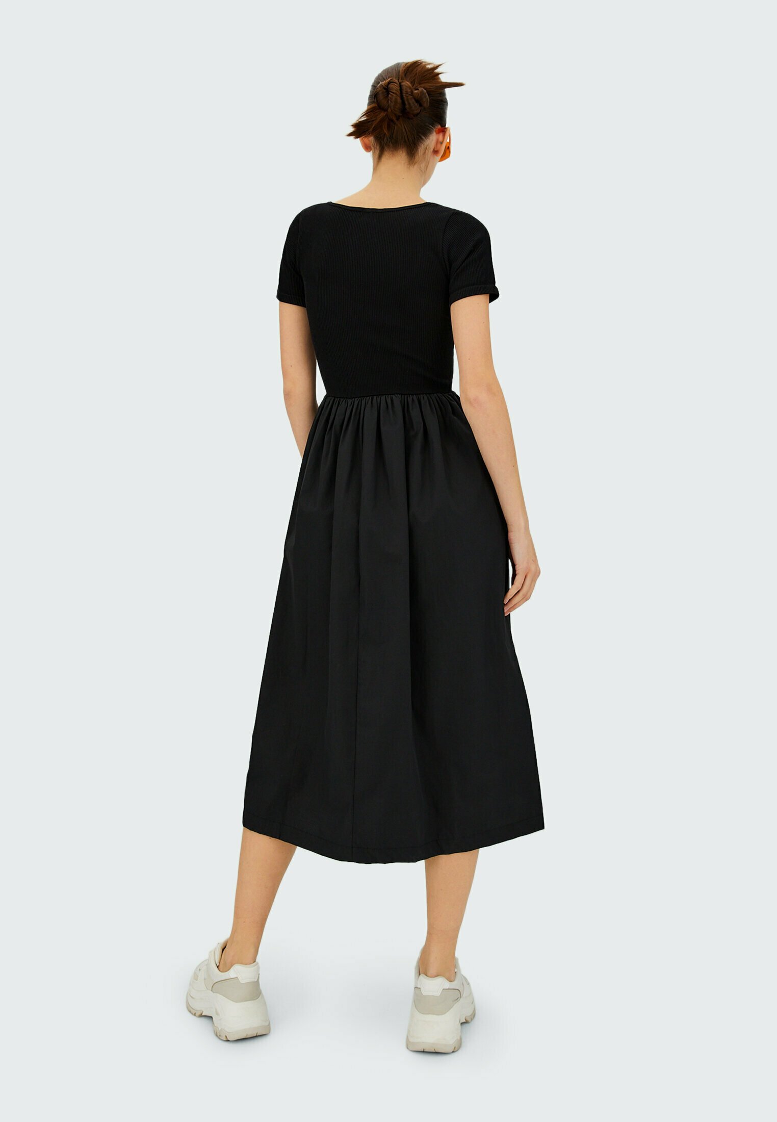 Stradivarius Vestito di maglina - black/nero - Zalando.it