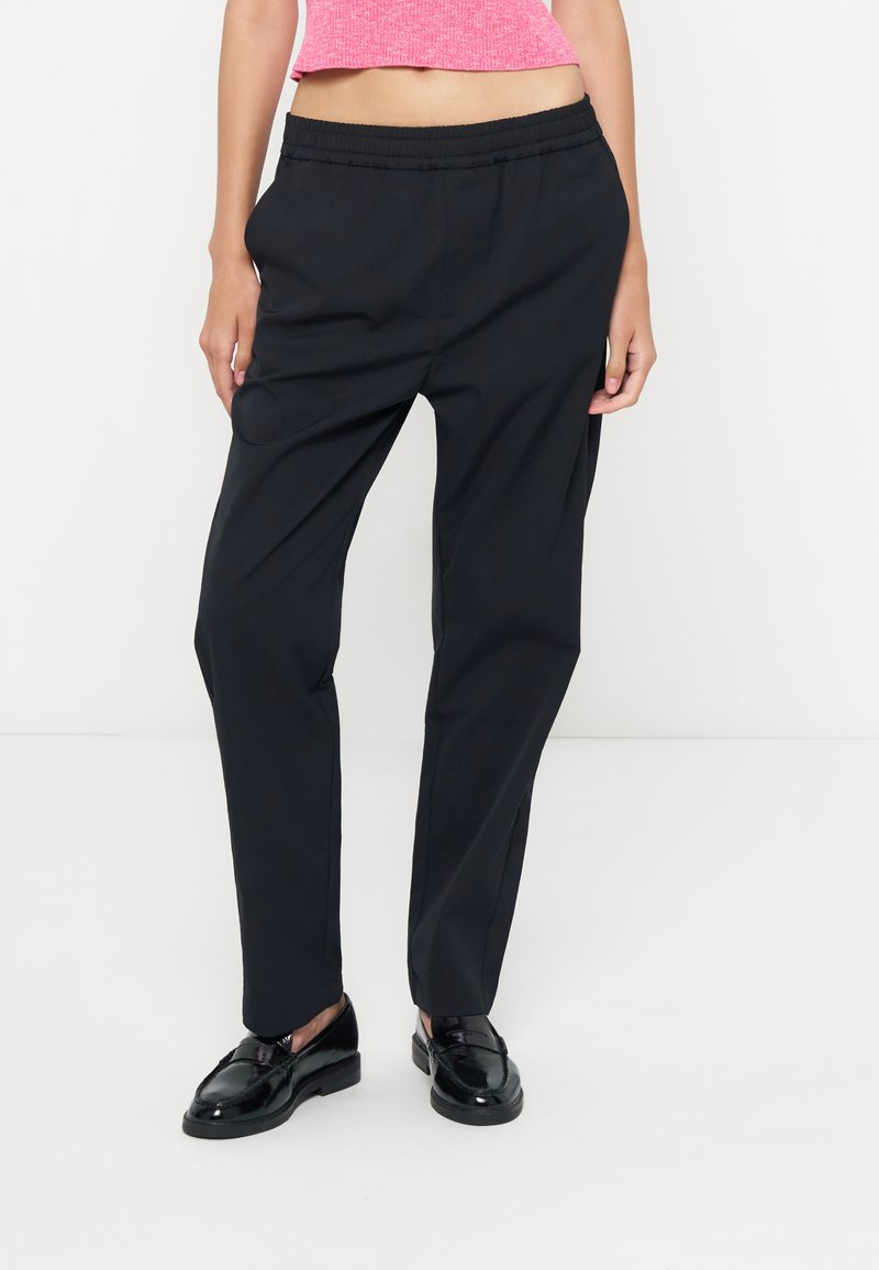 Pantalones
