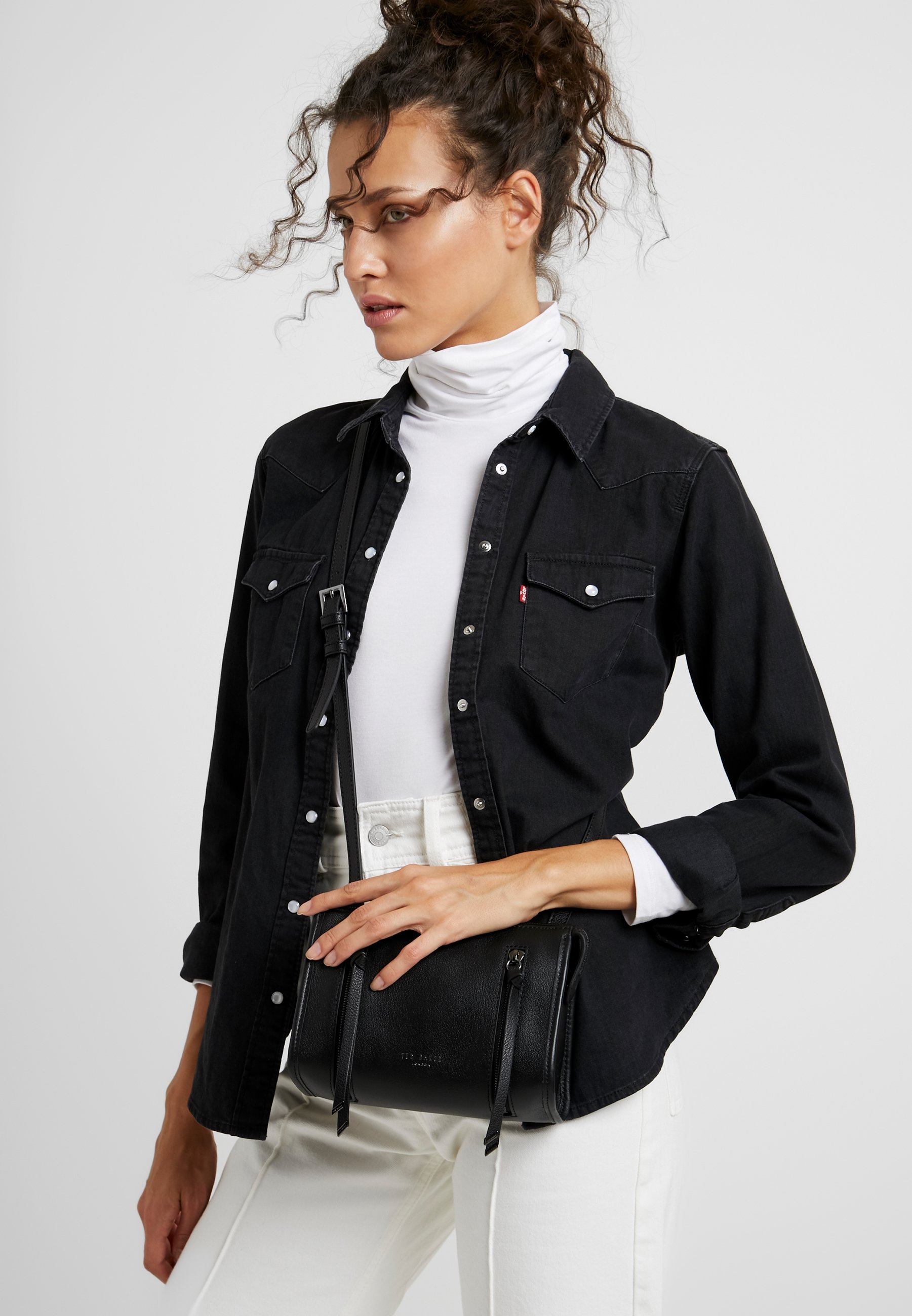 Ted Baker HENNEYY Skulderveske black Zalando.no Ted Baker HENNEYY Skulderveske black Zalando.no
