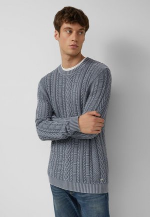 - Sweter