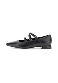 Schwarze, flachspitzige Schuhe aus glattem Leder. Verfügt über drei dekorative Riemen mit quadratischen Schnallen. Niedriger Absatz und minimalistisches Design.