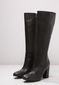 KIOMI Botas - grey