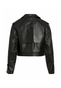 Juodas odinis trumpas švarkas su pečių epauletais, dviguba siūlėmis, mygtukais ant rankovių ir lygiu, blizgiu paviršiumi.