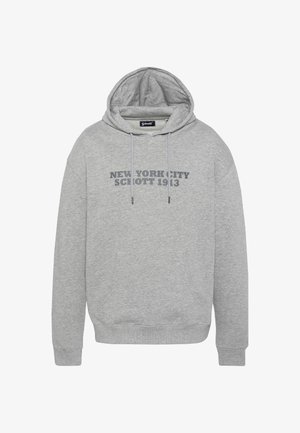 Sudadera gris con capucha con bolsillo tipo canguro en la parte delantera, cordón ajustable en la capucha y texto en relieve que dice "New York City Schott 1913" en un tono gris más oscuro.