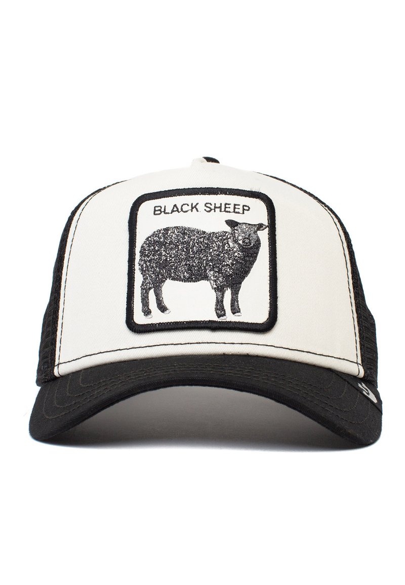 Cappello da camionista con parte anteriore bianca e retro in rete nera. Presenta una grafica di una pecora nera e il testo "BLACK SHEEP" su un'etichetta rettangolare.