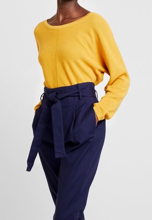 Pullover - dark yellow