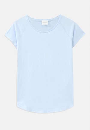 Ljusblå kortärmad T-shirt med rundad halsringning, avslappnad passform och svängd fåll. Tillverkad av mjukt tyg med en slät textur.