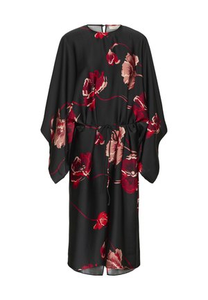 Rochie florală neagră cu flori roșii și roz, croi lejer, mâneci tip kimono, talie cu șnur și deschidere la gât pe spate. Material moale și fluid.