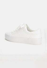 PULL&BEAR BASIC CHUNKY - Sneakers - white
