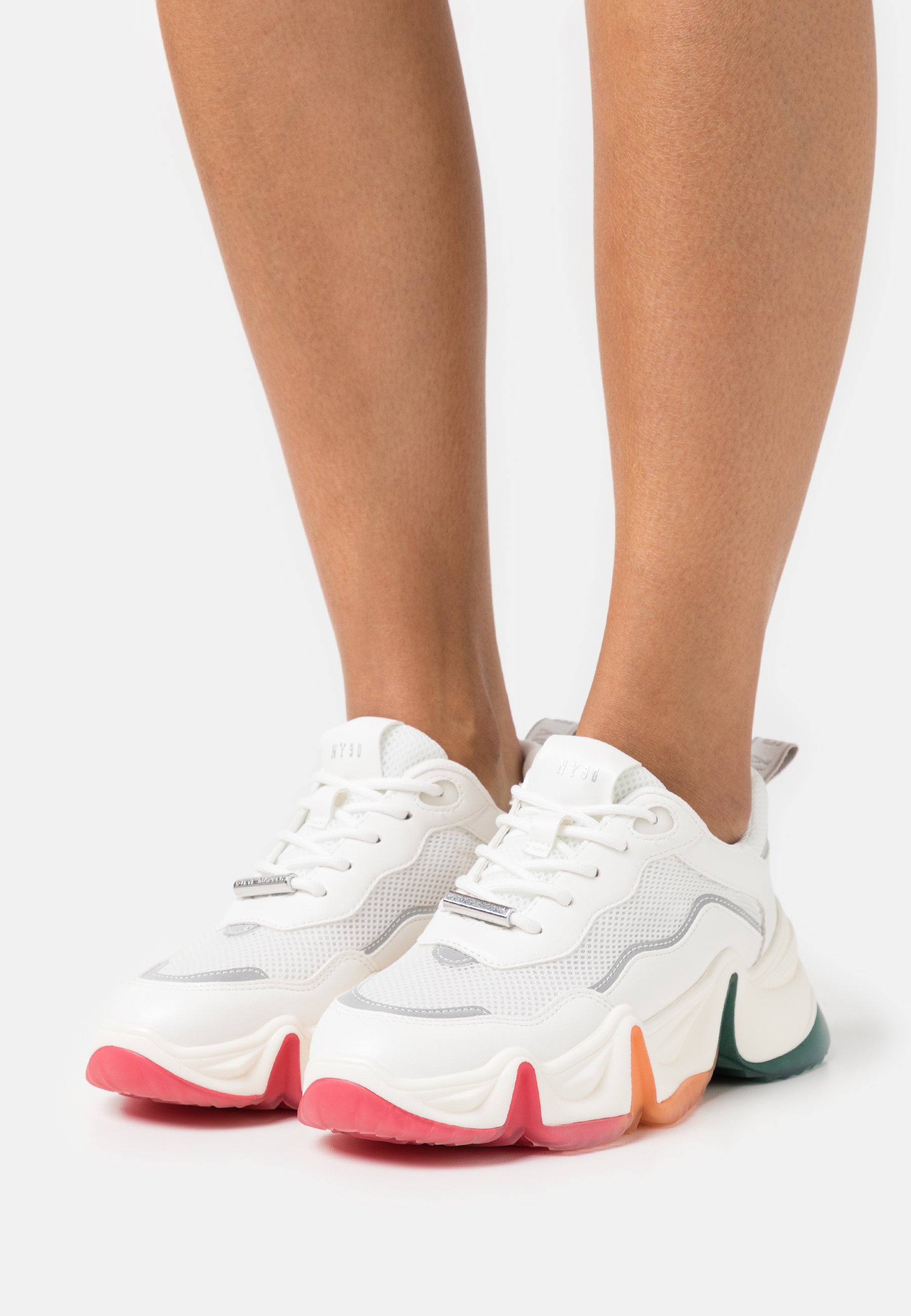 steve madden rainbow trainers