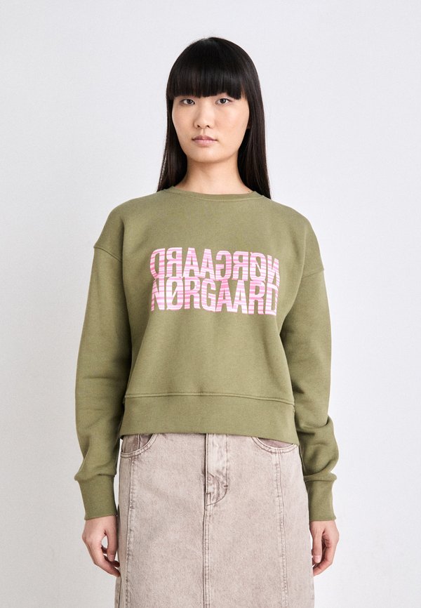 TILVINA - Sweatshirt - martini olive