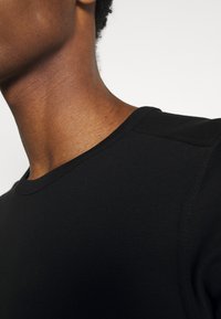 Lindbergh - T-shirt basic